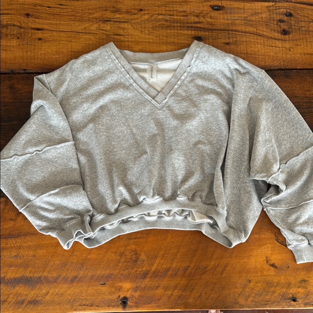 AS Revival Gray V-Neck Cropped Sweatshirt women’s XL